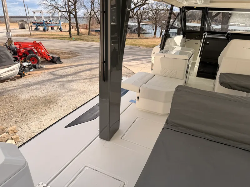 Slide: The Image of Saxdor 400 GTO 2026 - 37