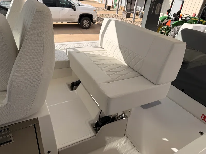 Slide: The Image of Saxdor 400 GTO 2026 - 40