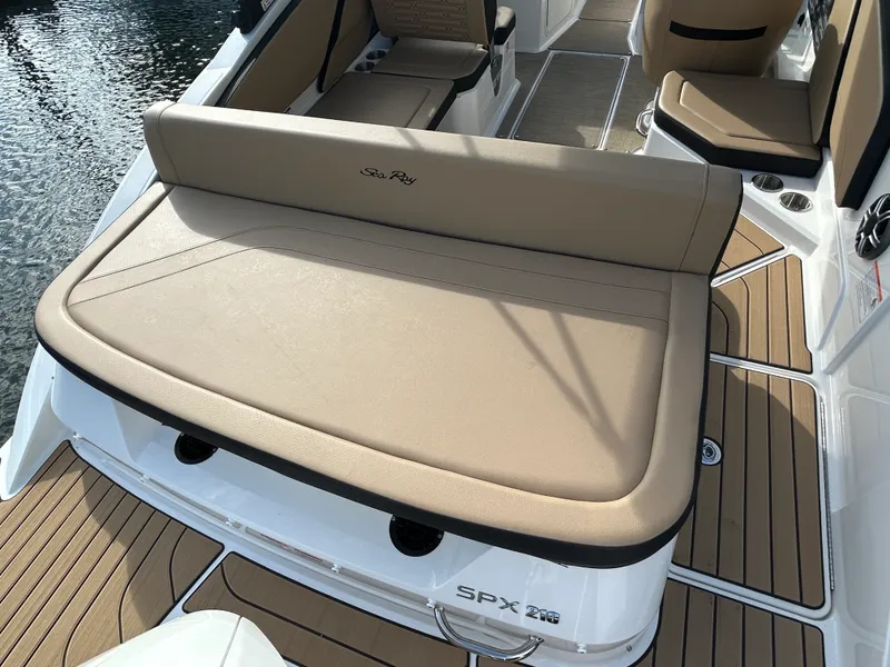 Slide: The Image of Sea Ray SPX 210 Outboard 2026 - 10