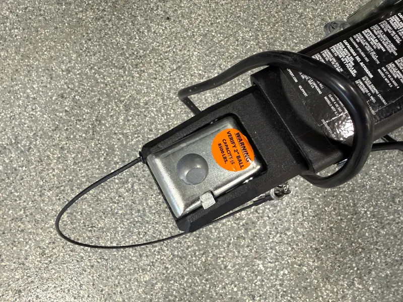 Slide: The Image of Sea Ray SPX 210 2026 - 82