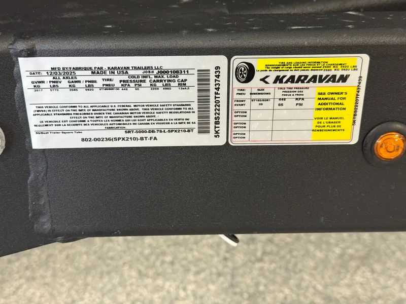 Slide: The Image of Sea Ray SPX 210 2026 - 90