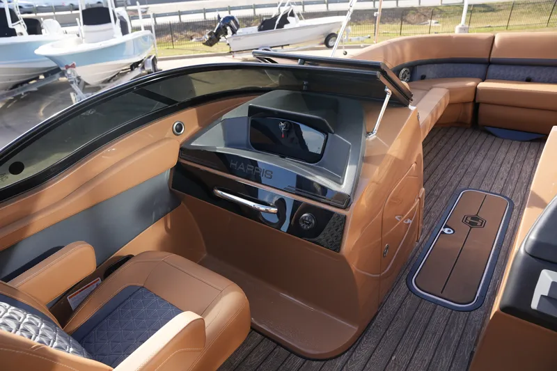 Slide: The Image of Harris 250SOL DC 2026 - 19