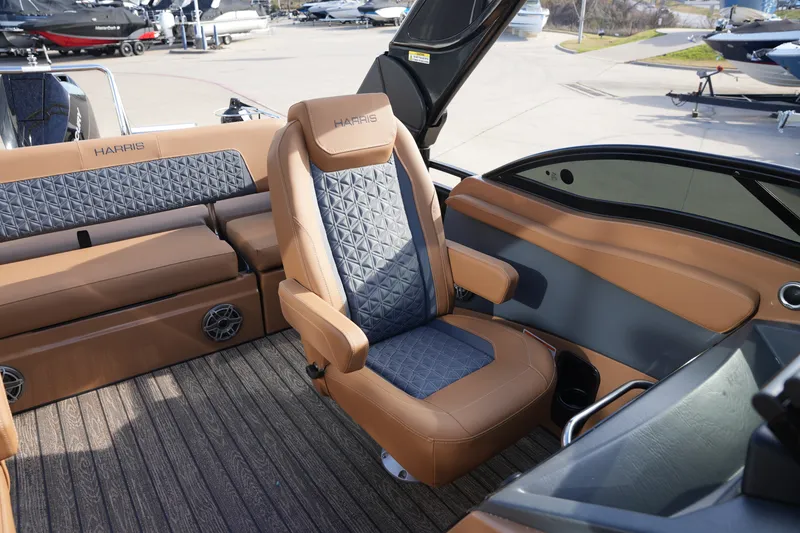 Slide: The Image of Harris 250SOL DC 2026 - 21