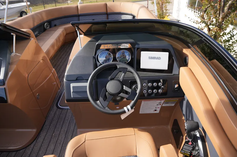 Slide: The Image of Harris 250SOL DC 2026 - 24