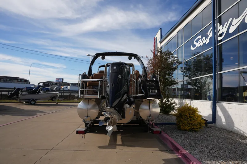 Slide: The Image of Harris 250SOL DC 2026 - 3