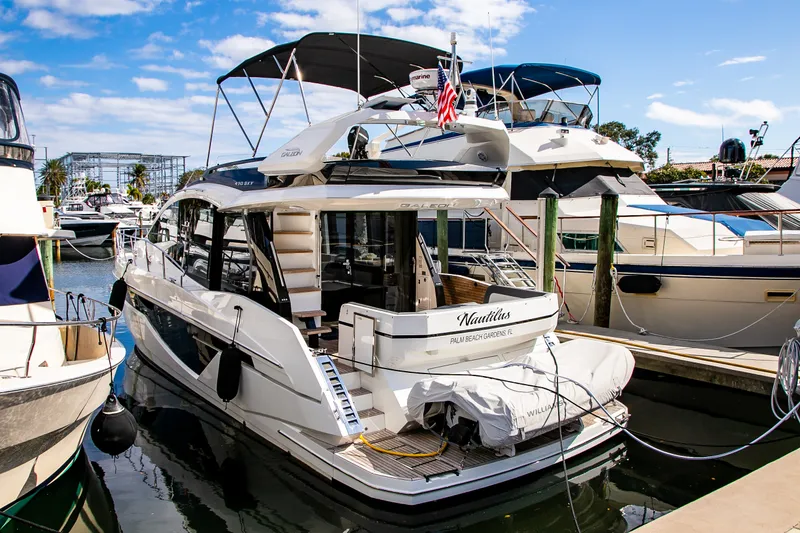 Slide: The Image of Galeon 470 SKY 2024 - 1