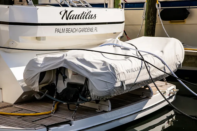 Slide: The Image of Galeon 470 SKY 2024 - 10