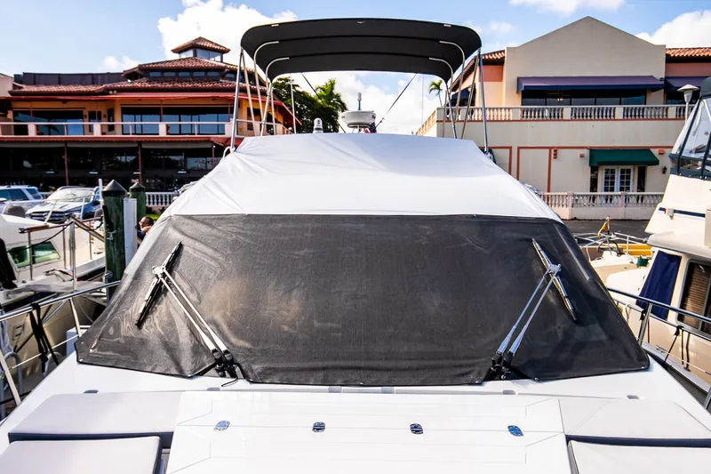 Slide: The Image of Galeon 470 SKY 2024 - 26