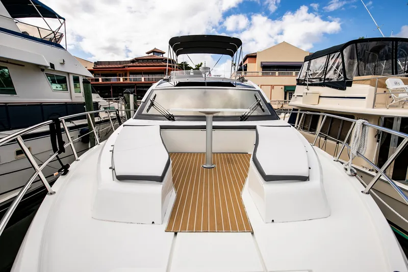 Slide: The Image of Galeon 470 SKY 2024 - 29