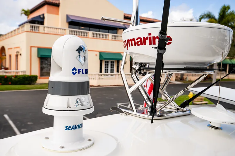 Slide: The Image of Galeon 470 SKY 2024 - 34