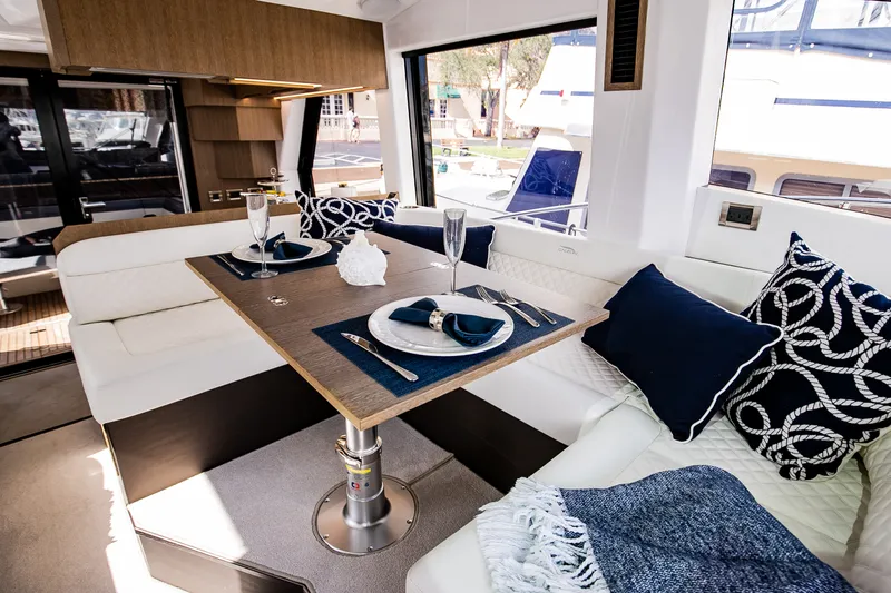 Slide: The Image of Galeon 470 SKY 2024 - 54