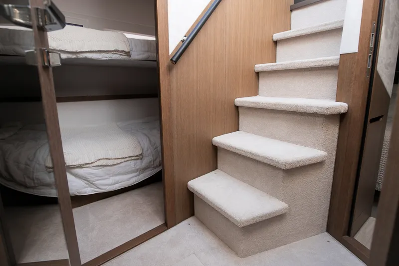 Slide: The Image of Galeon 470 SKY 2024 - 66