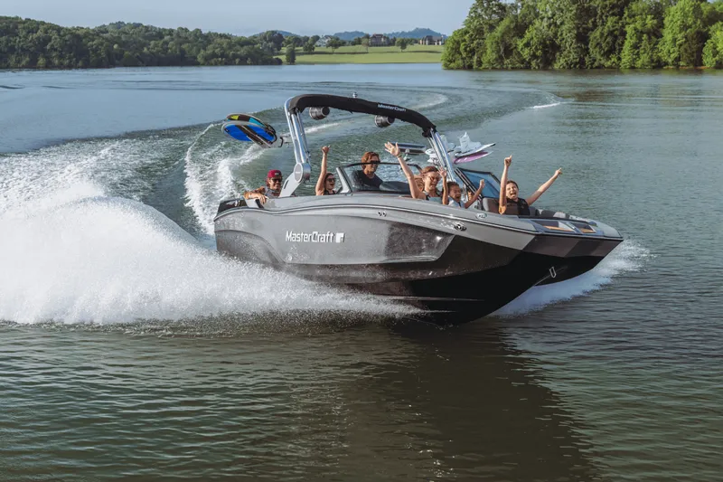 Slide: The Image of Mastercraft XT22 2026 - 1