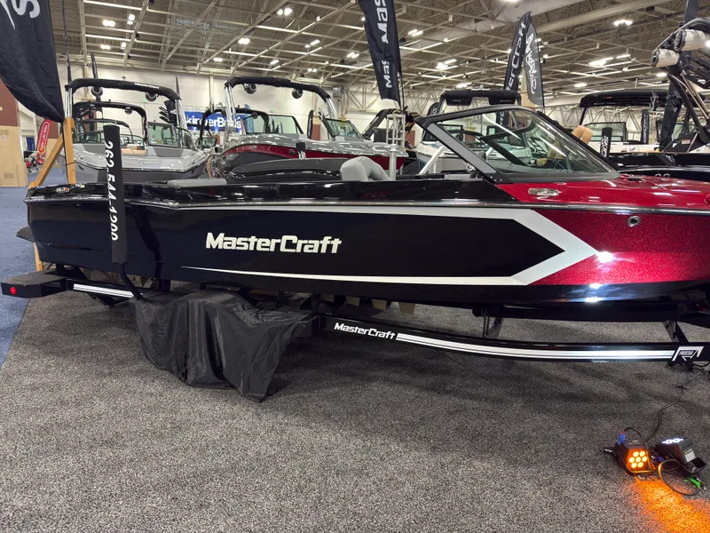 Slide: The Image of Mastercraft ProStar 2026 - 2