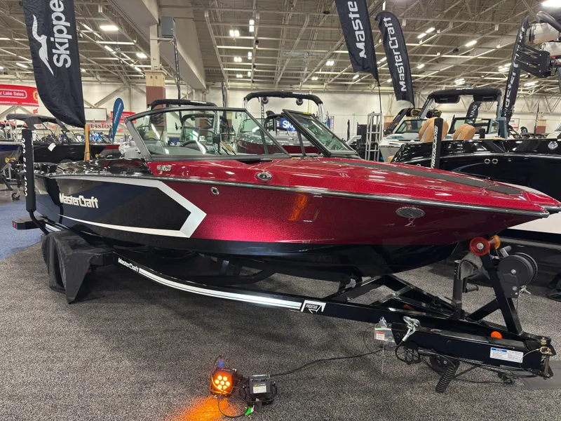 Slide: The Image of Mastercraft ProStar 2026 - 2
