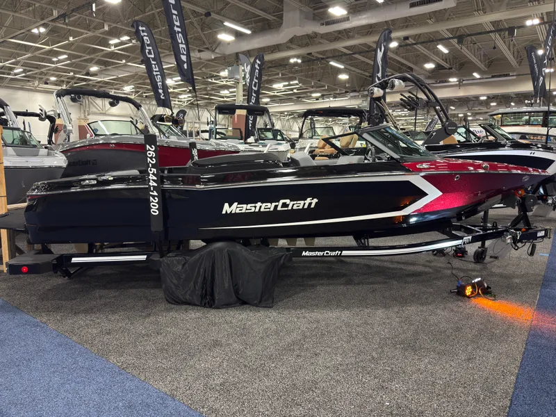 Slide: The Image of Mastercraft ProStar 2026 - 1