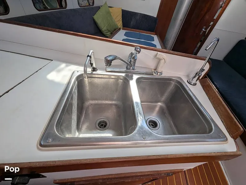 Slide: The Image of C&C 43 Landfall 1982 - 15099077