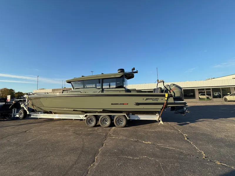 The Image of Axopar 37 CROSS CABIN BRABUS 2024 - 1