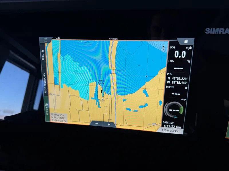 Slide: The Image of Axopar 37 CROSS CABIN BRABUS 2024 - 30