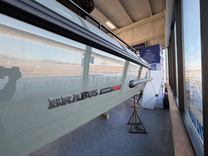 Slide: The Image of Axopar 37 CROSS CABIN BRABUS 2024 - 5