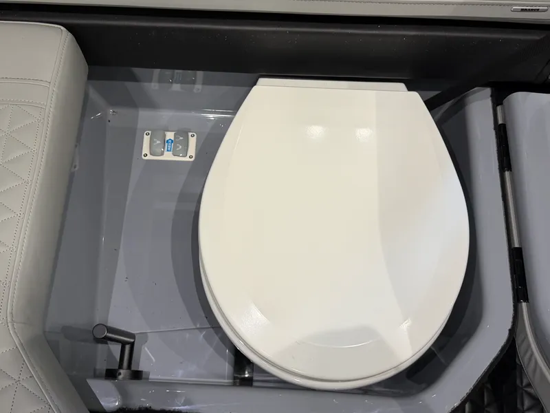 Slide: The Image of Axopar 37 CROSS CABIN BRABUS 2024 - 52