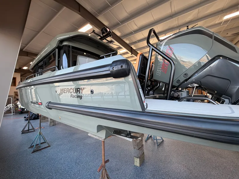 Slide: The Image of Axopar 37 CROSS CABIN BRABUS 2024 - 7