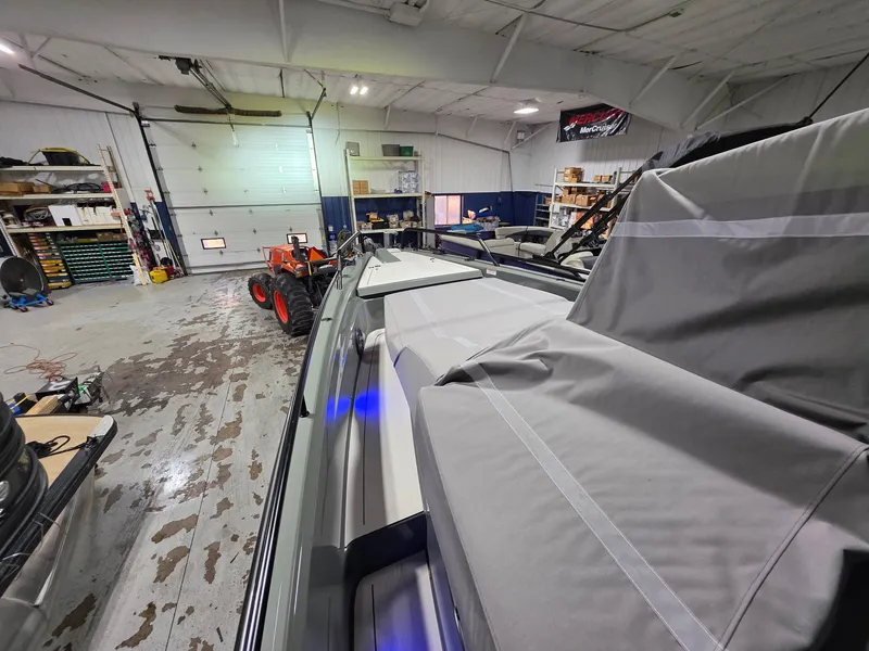 Slide: The Image of Axopar BRABUS 2024 - 13