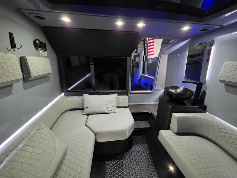 Slide: The Image of Axopar BRABUS 2024 - 21