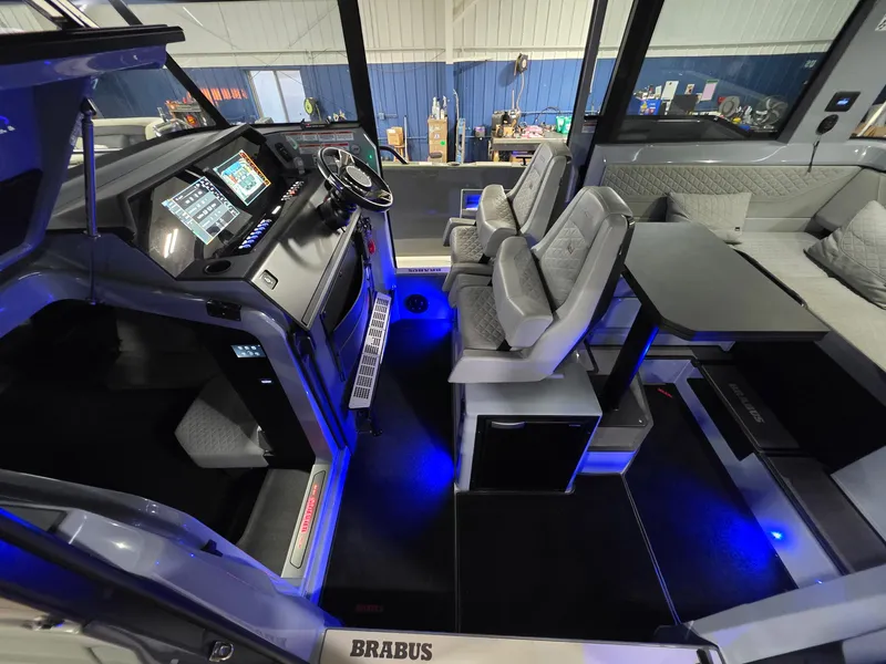 Slide: The Image of Axopar BRABUS 2024 - 37