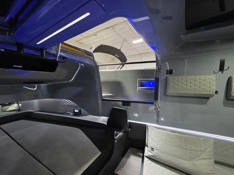 Slide: The Image of Axopar BRABUS 2024 - 46