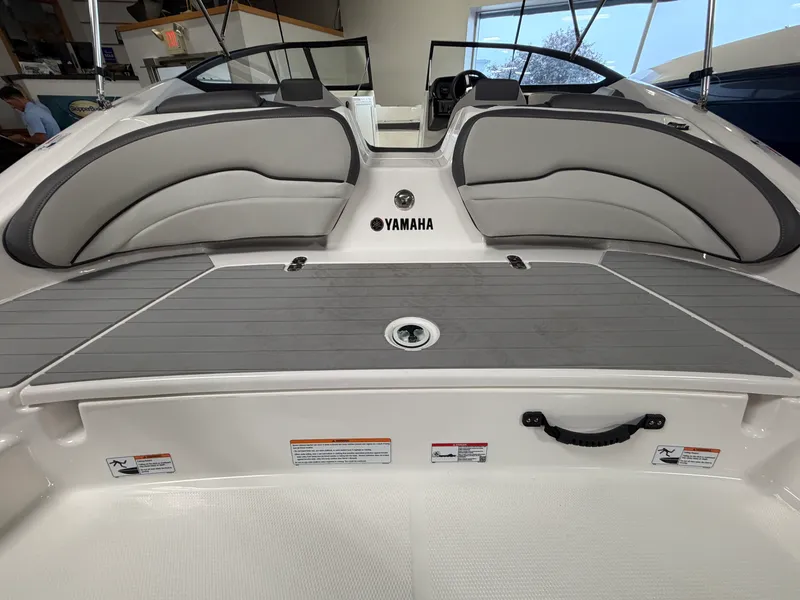 Slide: The Image of Yamaha SX190 2026 - 5