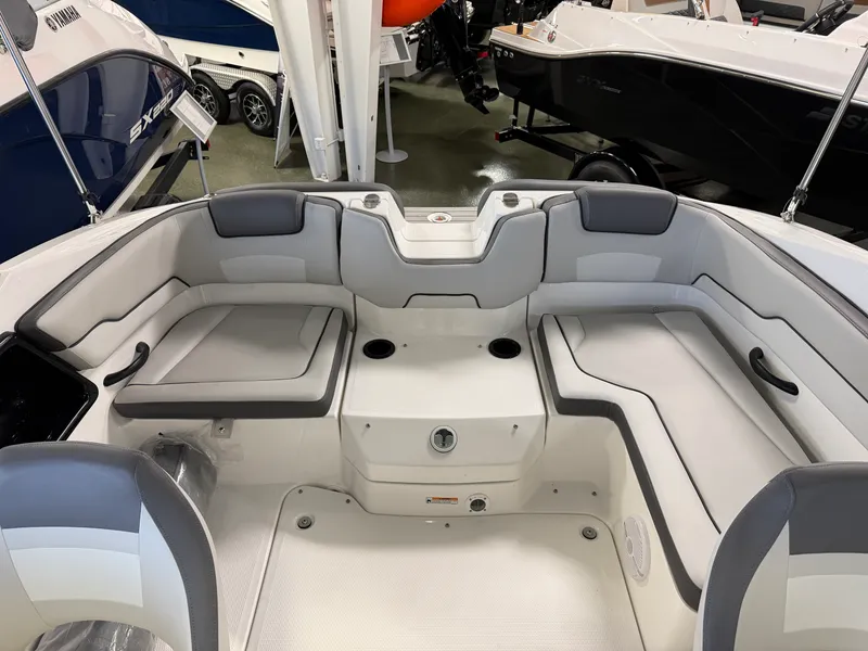 Slide: The Image of Yamaha SX190 2026 - 7