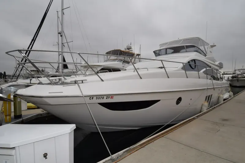 Slide: The Image of Azimut 58 2010 - 30