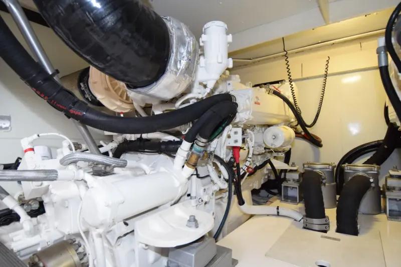 Slide: The Image of Azimut 58 2010 - 33