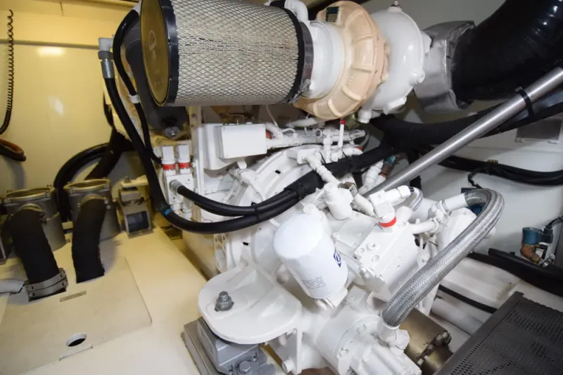 Slide: The Image of Azimut 58 2010 - 34