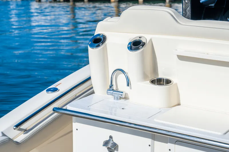 Slide: The Image of Scout 288 LXF 2026 - 17