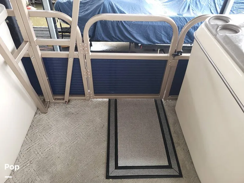 Slide: The Image of Aloha TS 290 Sundeck TRPL TNNL 2011 - 15174130