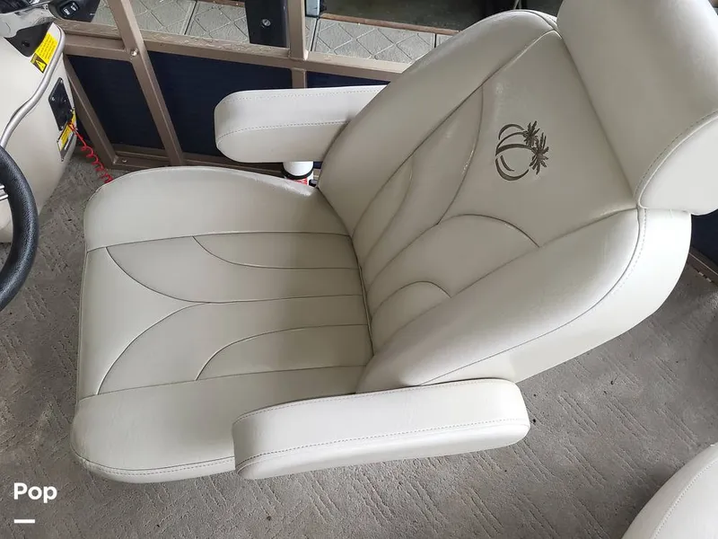 Slide: The Image of Aloha TS 290 Sundeck TRPL TNNL 2011 - 15174135