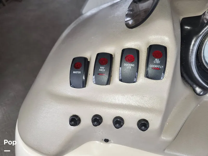 Slide: The Image of Aloha TS 290 Sundeck TRPL TNNL 2011 - 15174139