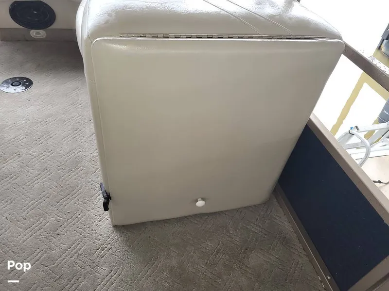 Slide: The Image of Aloha TS 290 Sundeck TRPL TNNL 2011 - 15174148