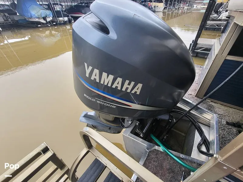 Slide: The Image of Aloha TS 290 Sundeck TRPL TNNL 2011 - 15174159