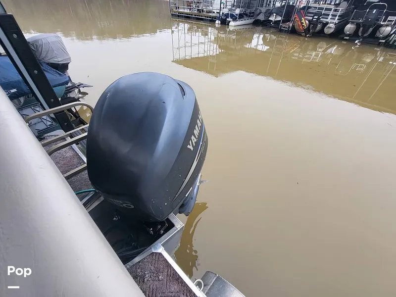 Slide: The Image of Aloha TS 290 Sundeck TRPL TNNL 2011 - 15174161