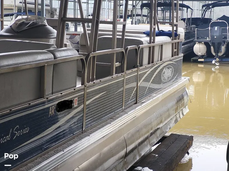 Slide: The Image of Aloha TS 290 Sundeck TRPL TNNL 2011 - 15174171