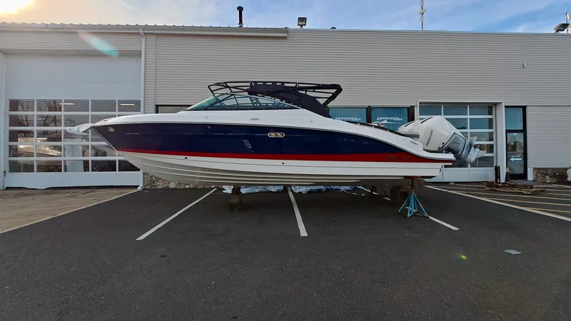 Slide: The Image of Sea Ray SLX 280 Outboard 2026 - 1