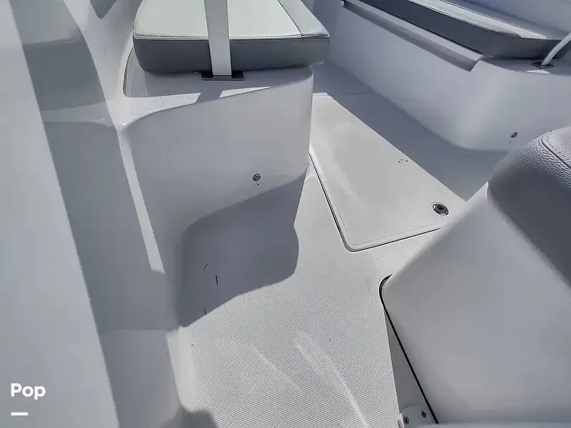 Slide: The Image of Release 240RX 2022 - 15059623