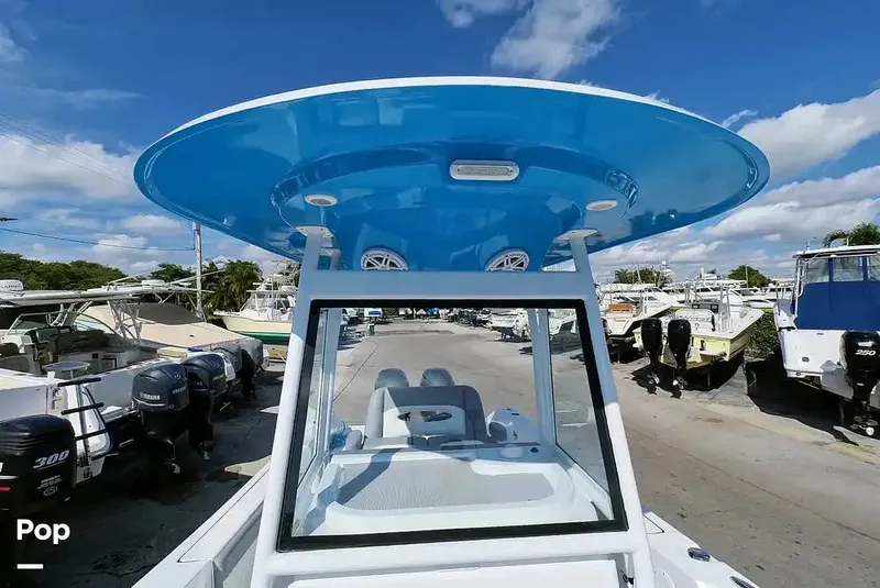 Slide: The Image of Release 240RX 2022 - 15059581