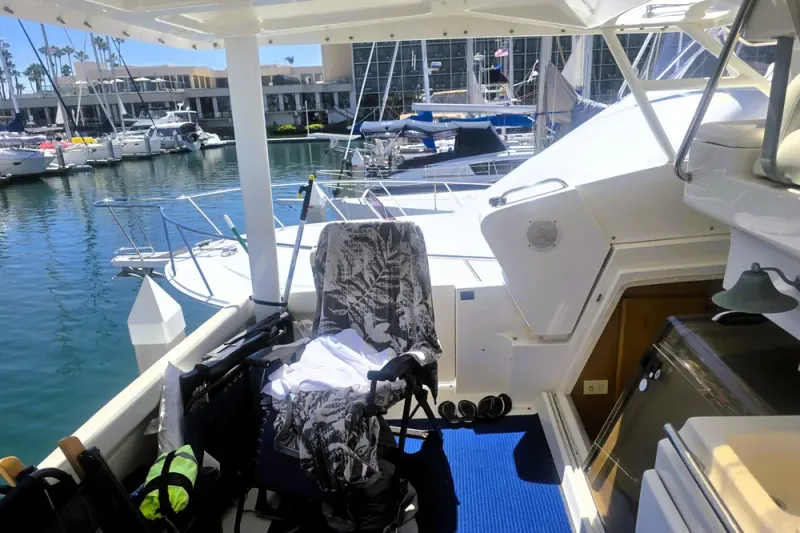 Slide: The Image of Silverton 352 Motor Yacht 1998 - 1