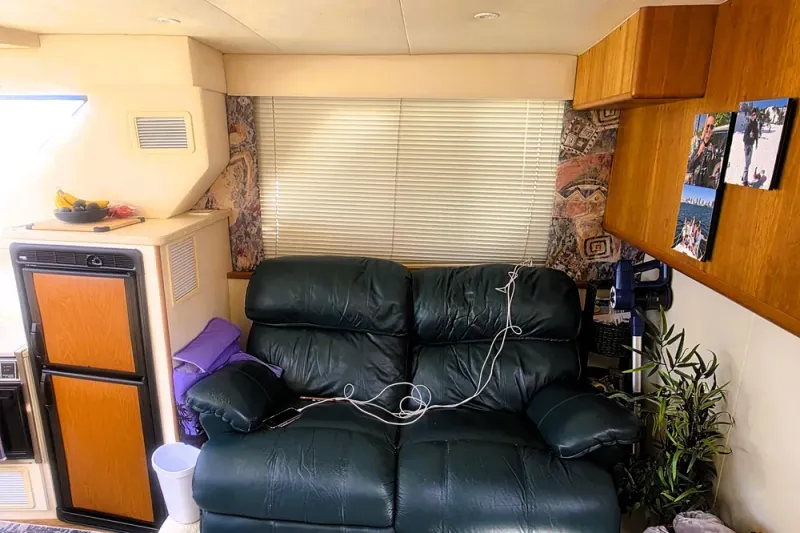 Slide: The Image of Silverton 352 Motor Yacht 1998 - 6