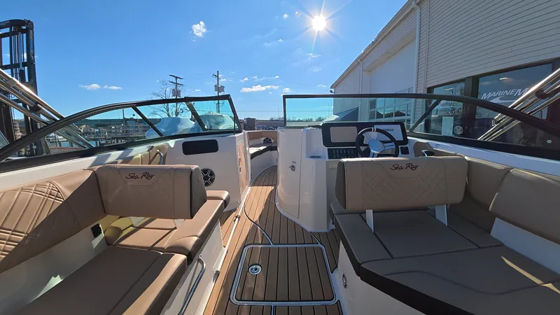 Slide: The Image of Sea Ray SDX 230 Outboard 2026 - 11