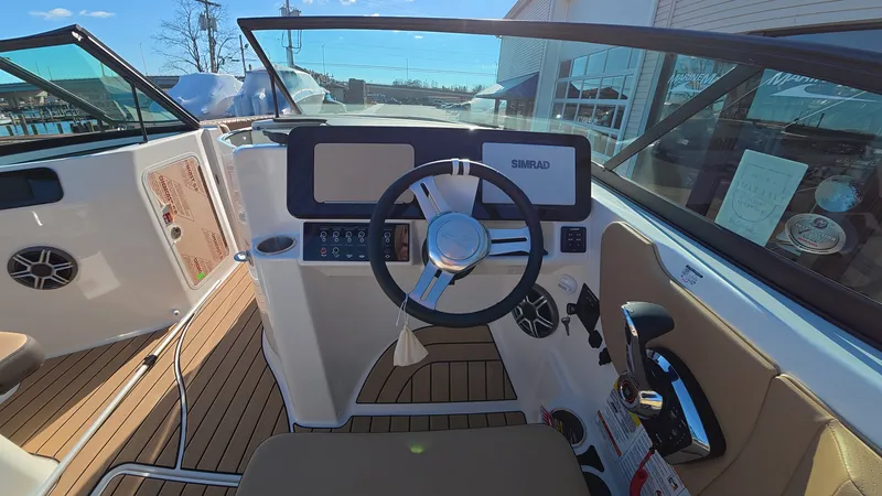 Slide: The Image of Sea Ray SDX 230 Outboard 2026 - 14